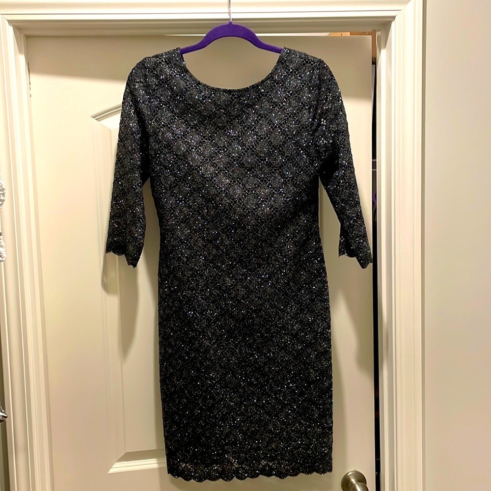 Fitted sparkly cocktail dress